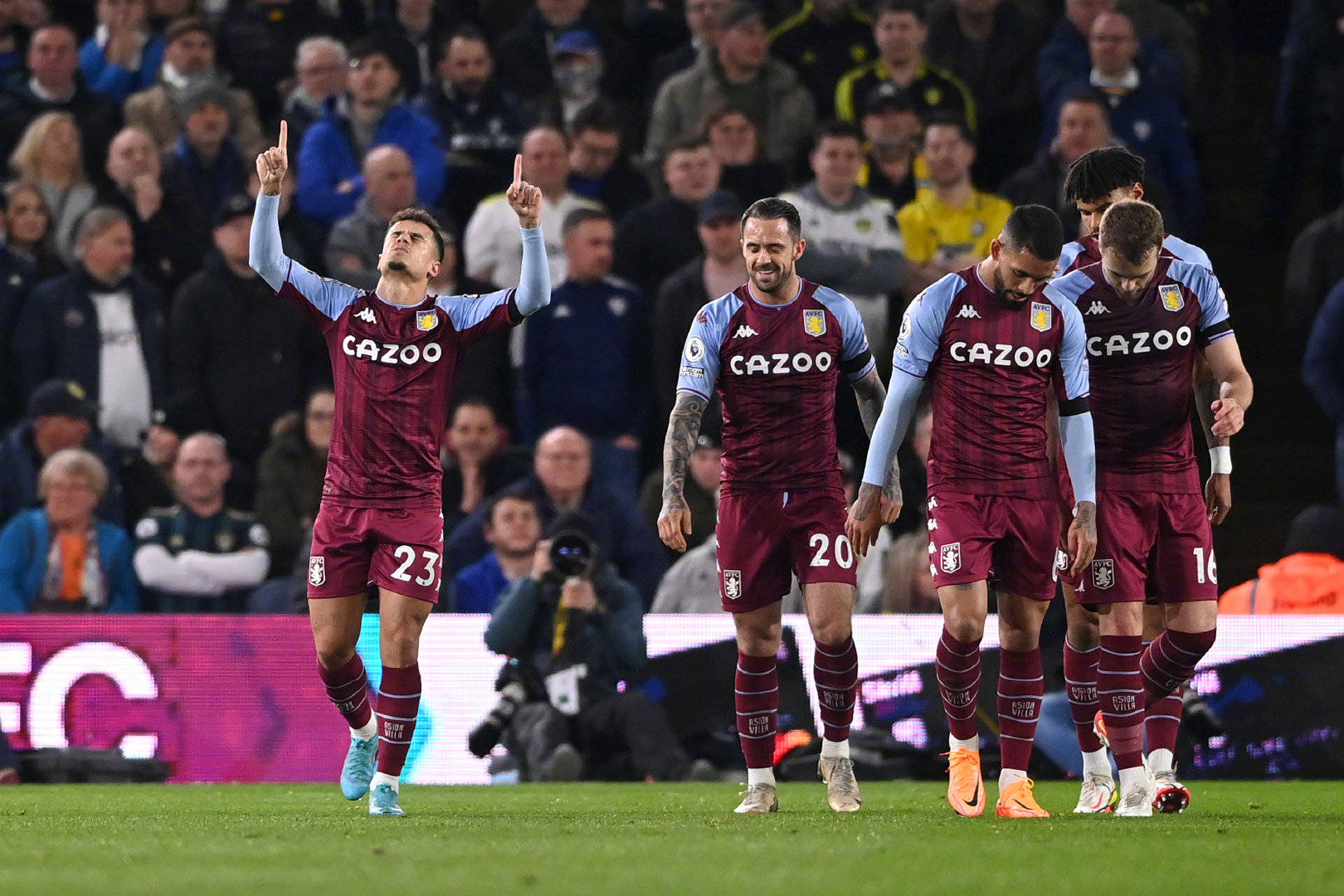 球赛场的激 球赛场的激